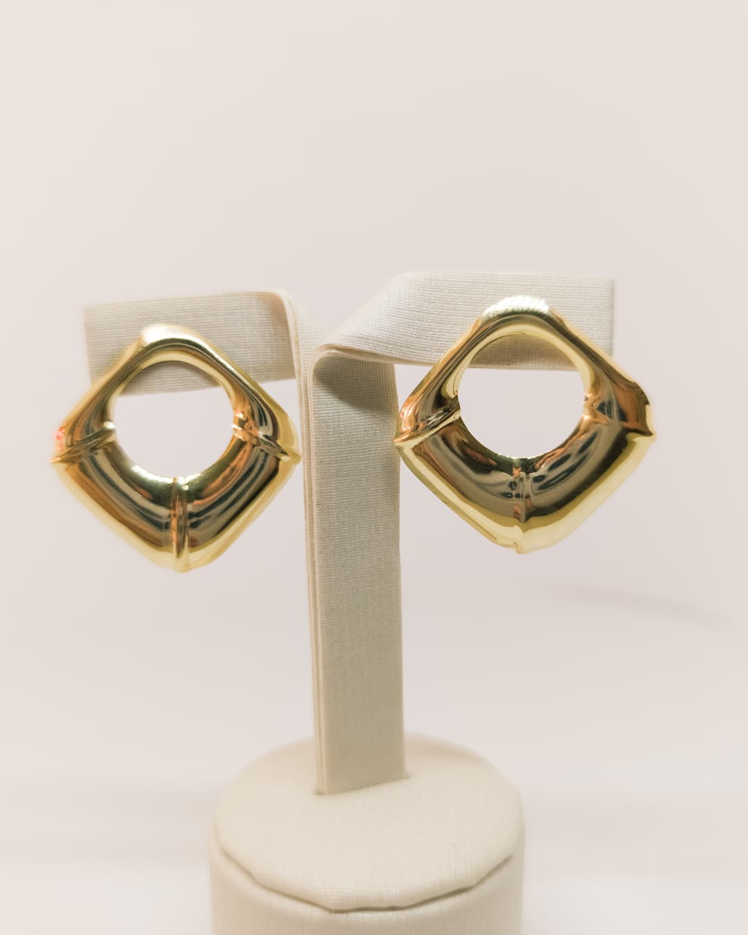 Brincos Argola Quadrada Dourados - Design Geométrico Chunky